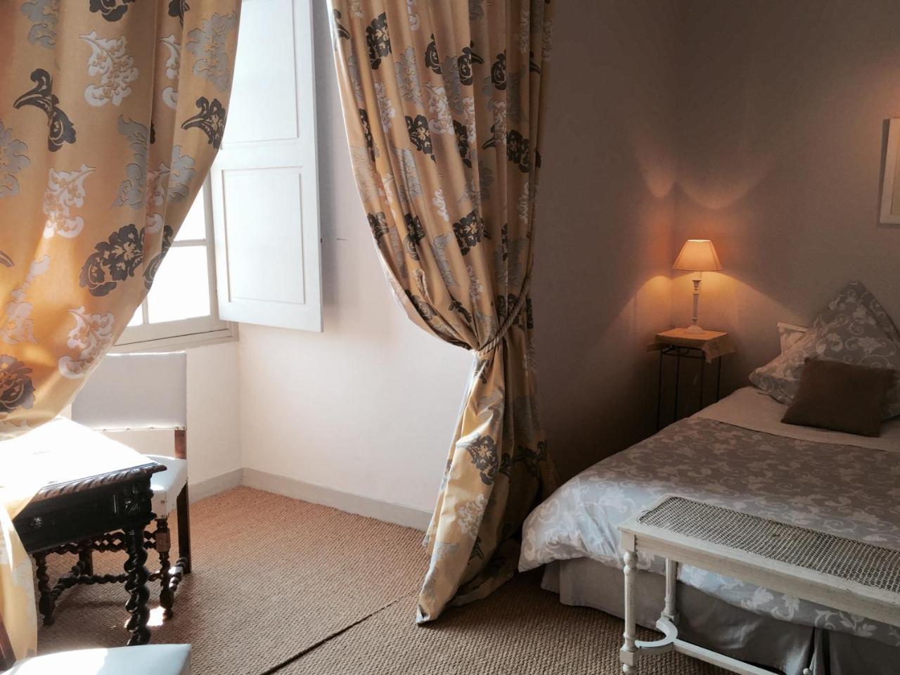 Chateau De Durtal Bed & Breakfast Екстериор снимка